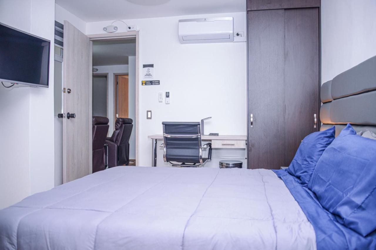 Miracle Aparthotel เมเดยิน ภายนอก รูปภาพ